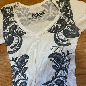 Fox V Neck